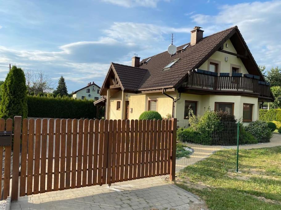 4 Bedroom Family House With Access To A Hot Tub Goczałkowice-Zdrój Buitenkant foto